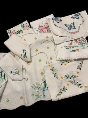 Embroidered Cream Linen Bundle